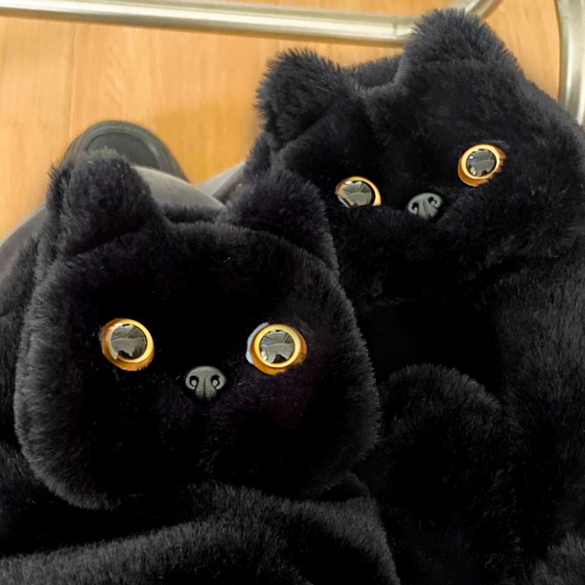 Charming Black Cat Plush Gloves for Women - Cozy & Warm Winter Accessory with Detachable Drawstring, Perfect for Casual Outings and Cycling